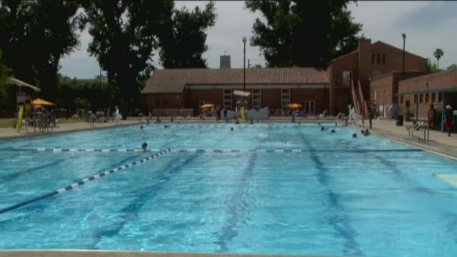 Residents take advantage of McKinley Park pool on Memorial Day | ABC10.com